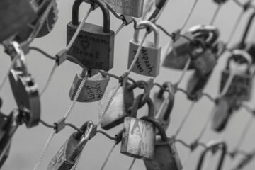 FI - Remove the Ties that Bound You in Darkness